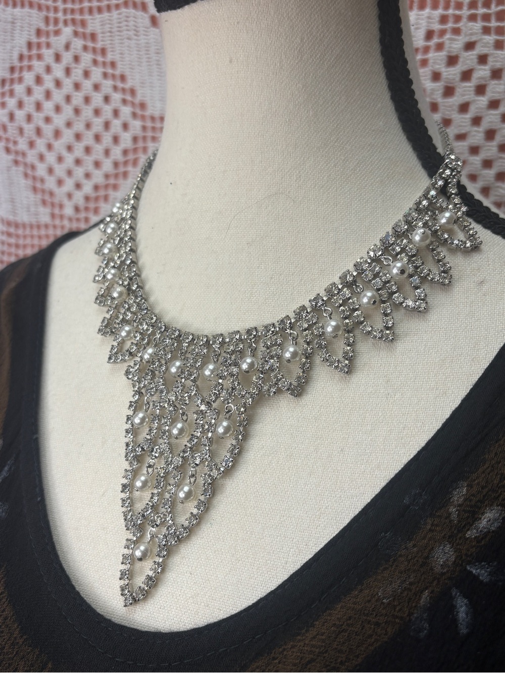 Vintage Rhinestone & Faux Pearl Bib Necklace Earring Set